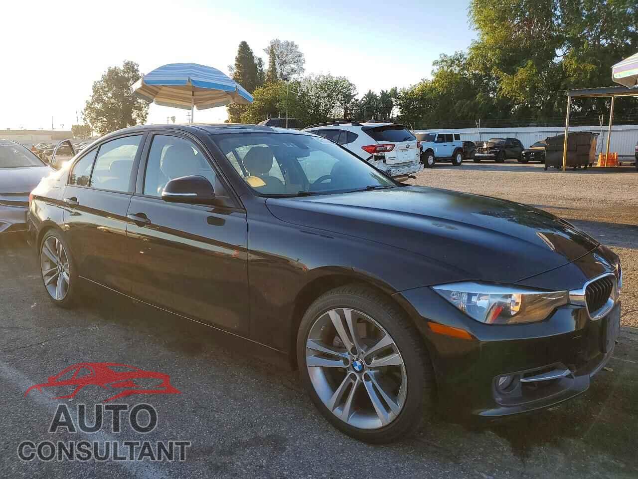 BMW 3 SERIES 2015 - WBA3C1C55FK123630