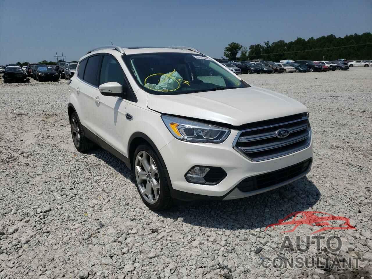 FORD ESCAPE 2017 - 1FMCU0J95HUD58290