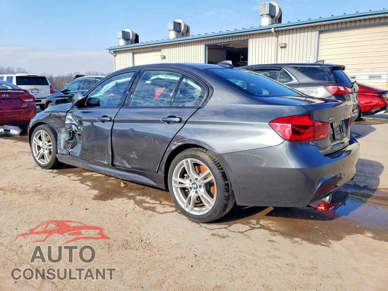 BMW 3 SERIES 2018 - WBA8B7C52JA938068
