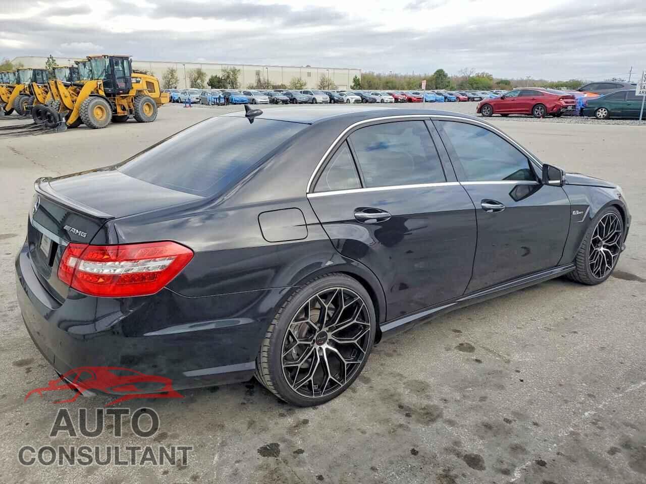 MERCEDES-BENZ E-CLASS 2010 - WDDHF7HB5AA134424