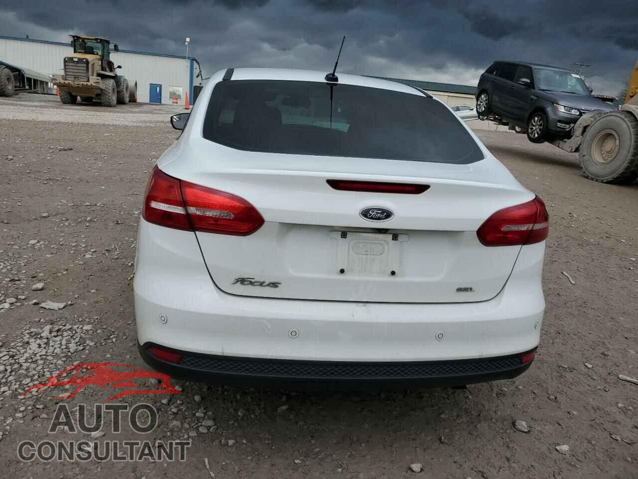 FORD FOCUS 2017 - 1FADP3H28HL256536