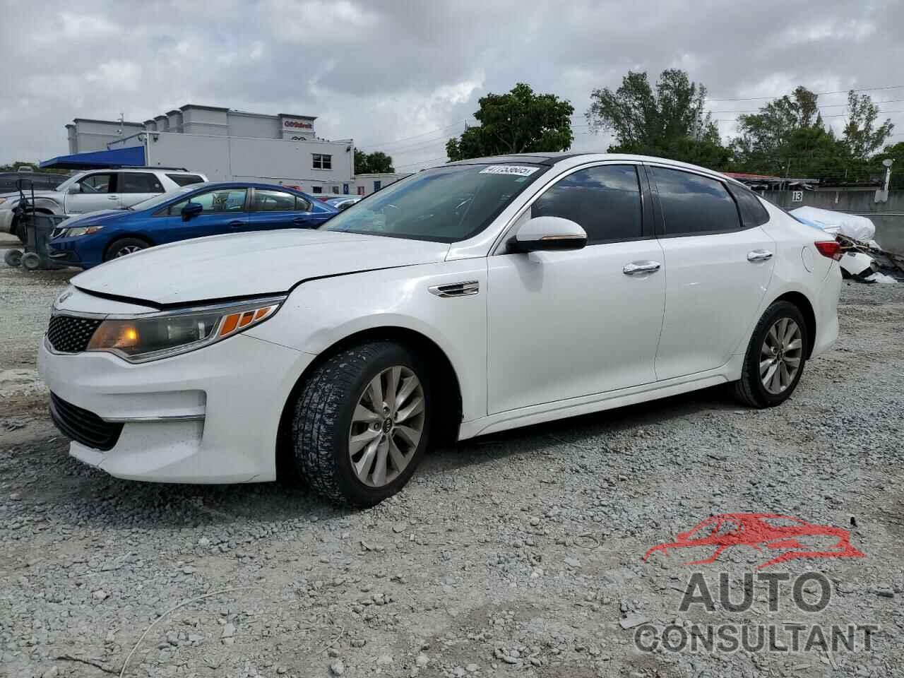 KIA OPTIMA 2018 - 5XXGU4L36JG188135
