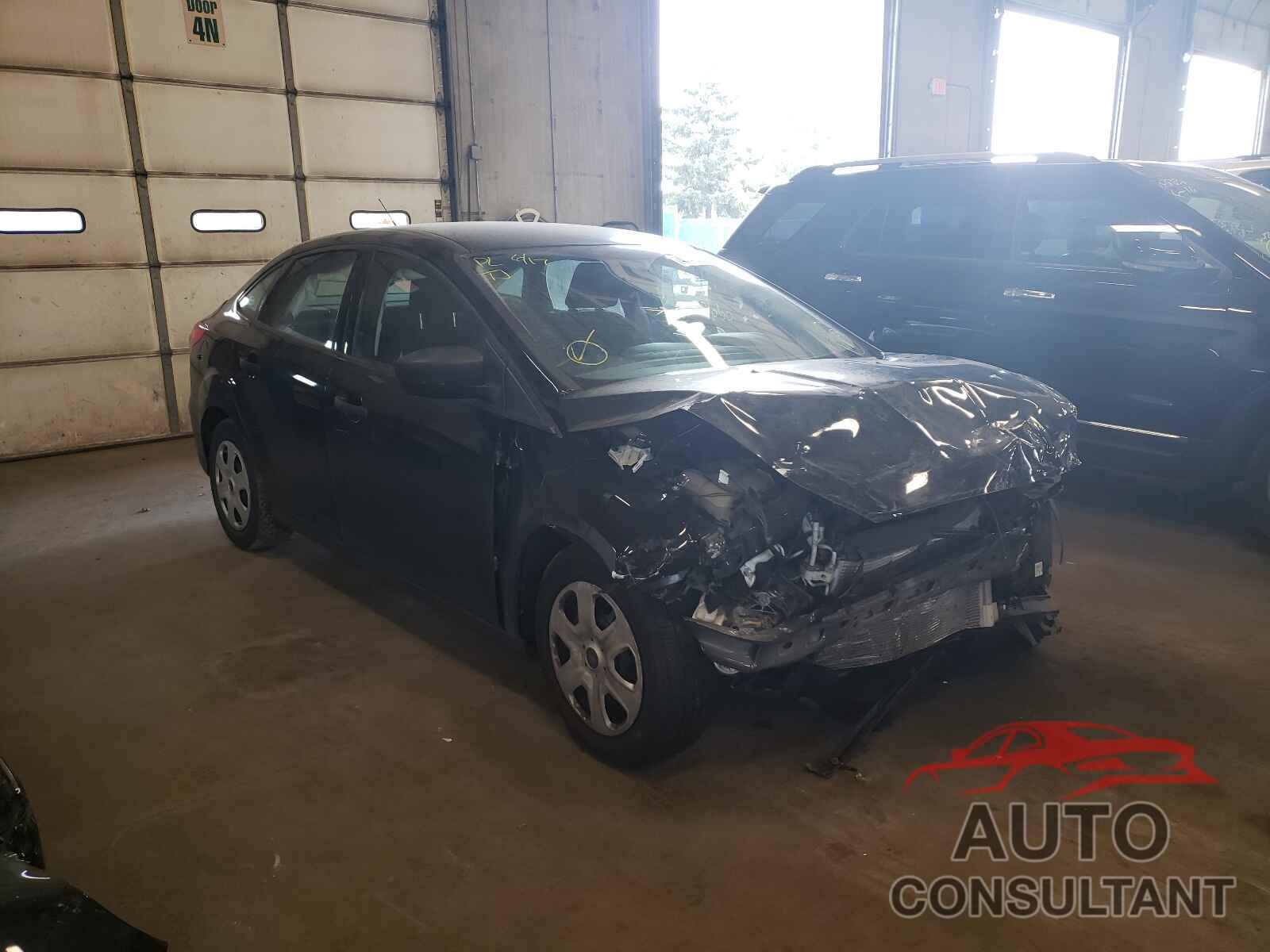 FORD FOCUS 2018 - 1FADP3E28JL278305