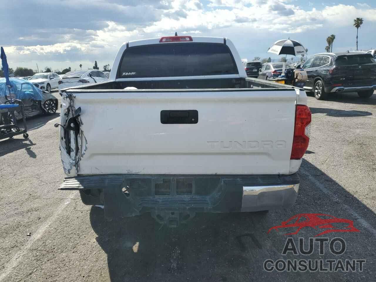 TOYOTA TUNDRA 2021 - 5TFEY5F12MX288774