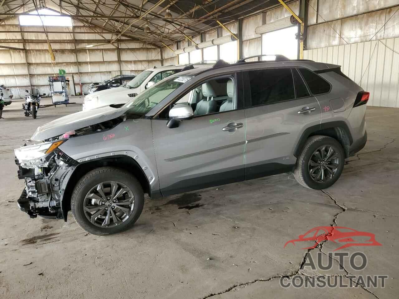 TOYOTA RAV4 2023 - JTMD6RFV5PD088442
