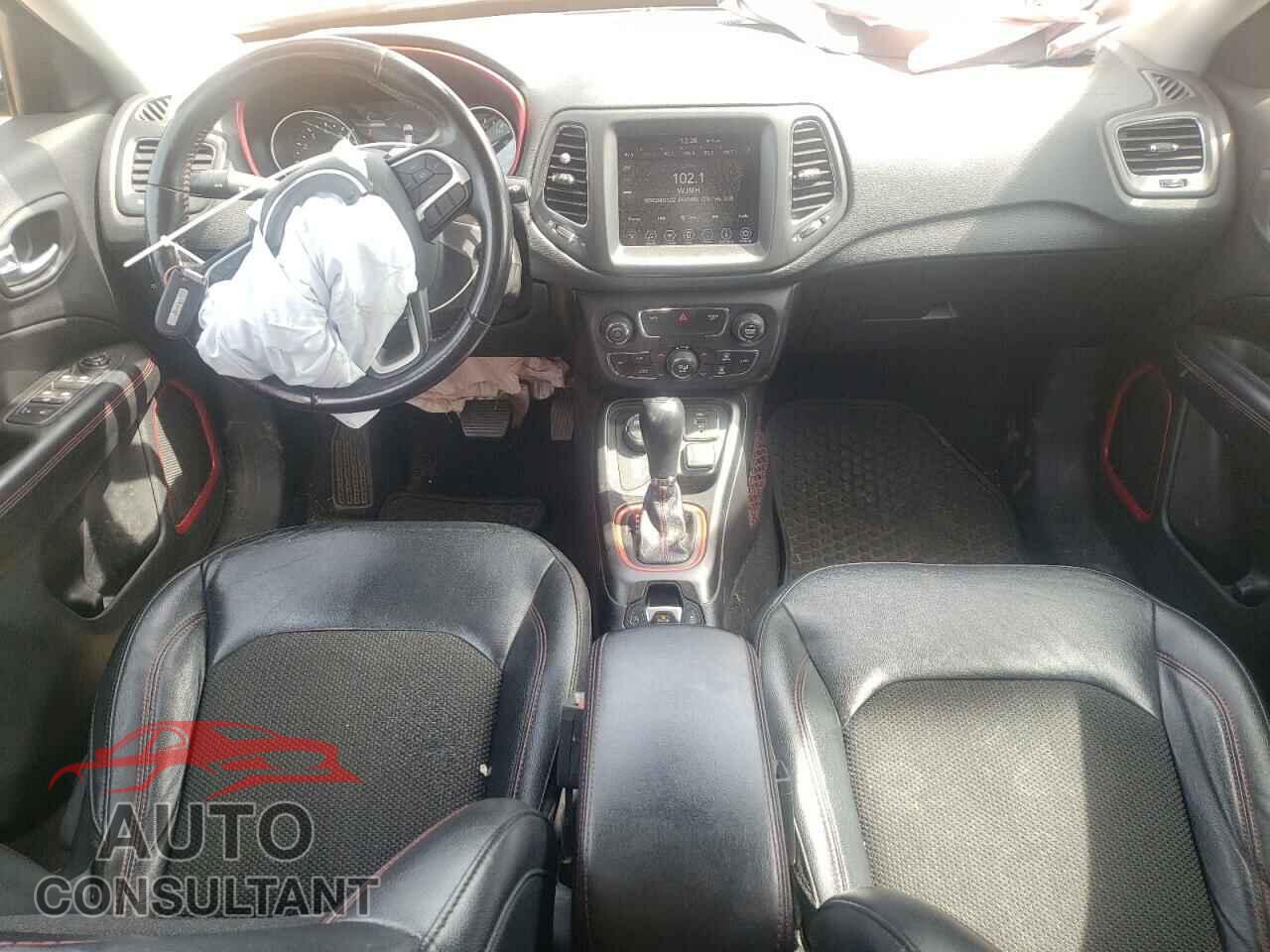JEEP COMPASS 2020 - 3C4NJDDB7LT233368