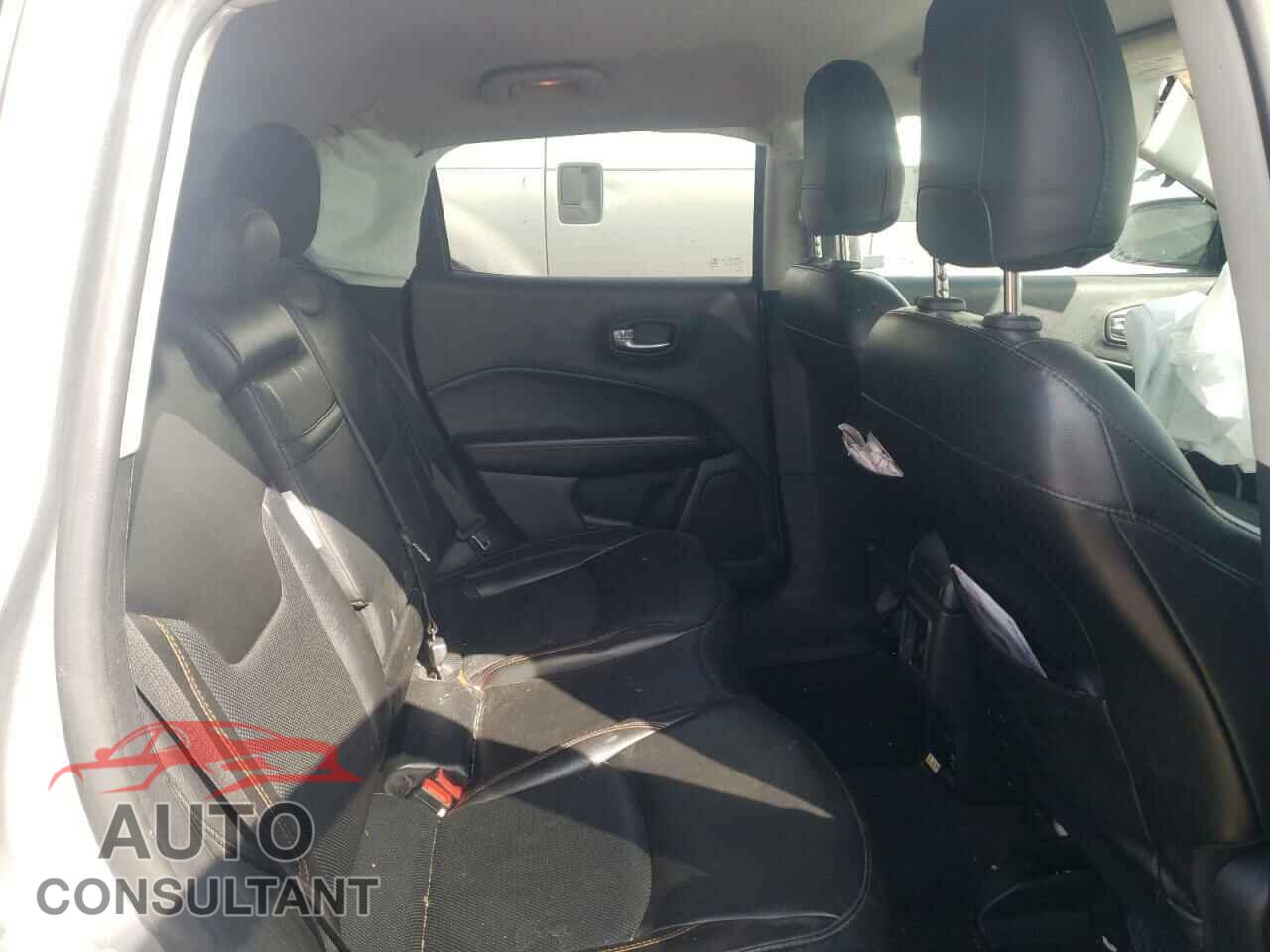 JEEP COMPASS 2020 - 3C4NJCCB5LT152719