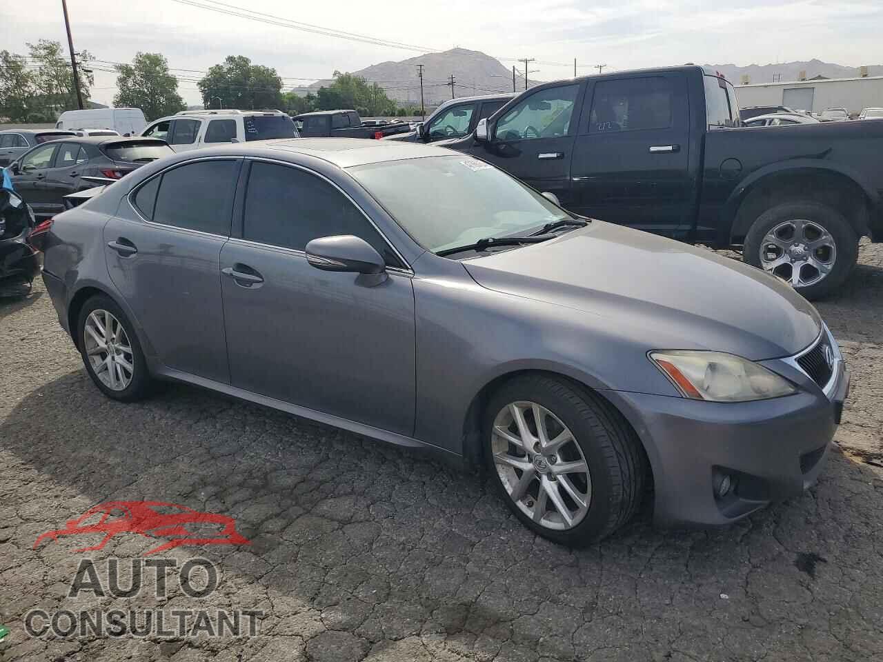 LEXUS IS 2012 - JTHBF5C25C5175903