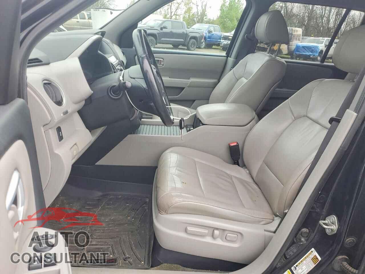 HONDA PILOT 2014 - 5FNYF4H55EB040141