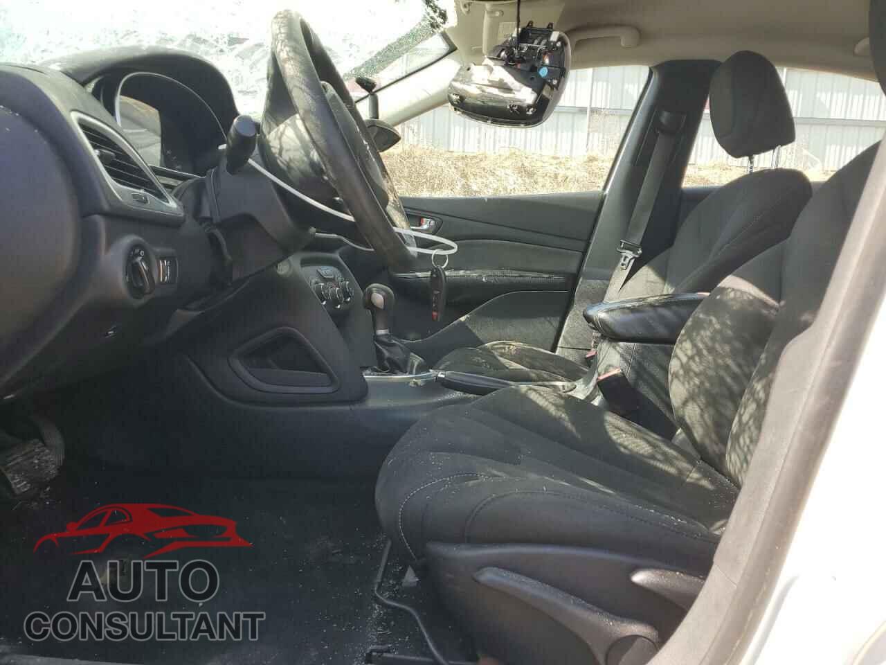 DODGE DART 2013 - 1C3CDFBA8DD302438