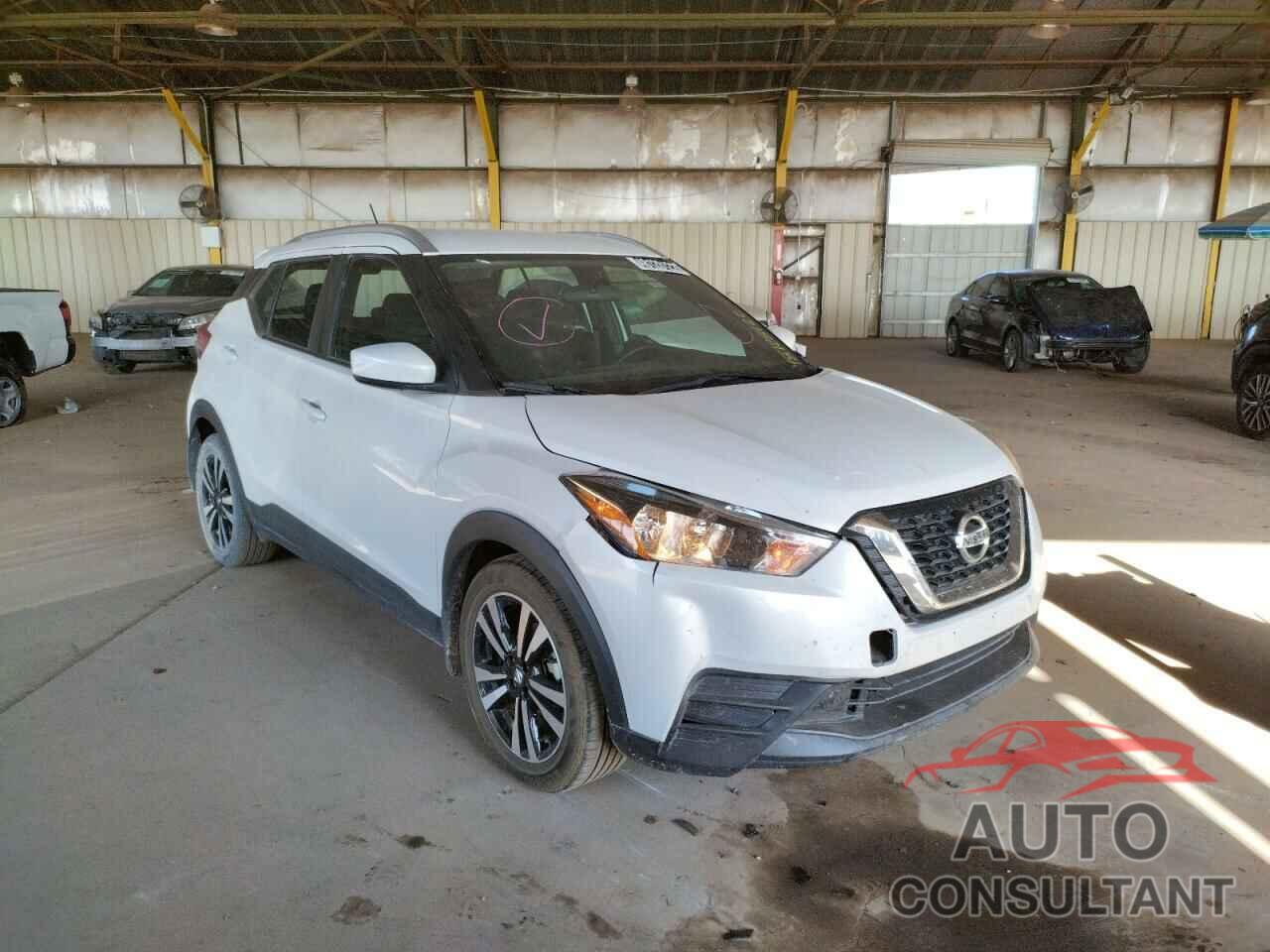 NISSAN KICKS 2018 - 3N1CP5CUXJL519407