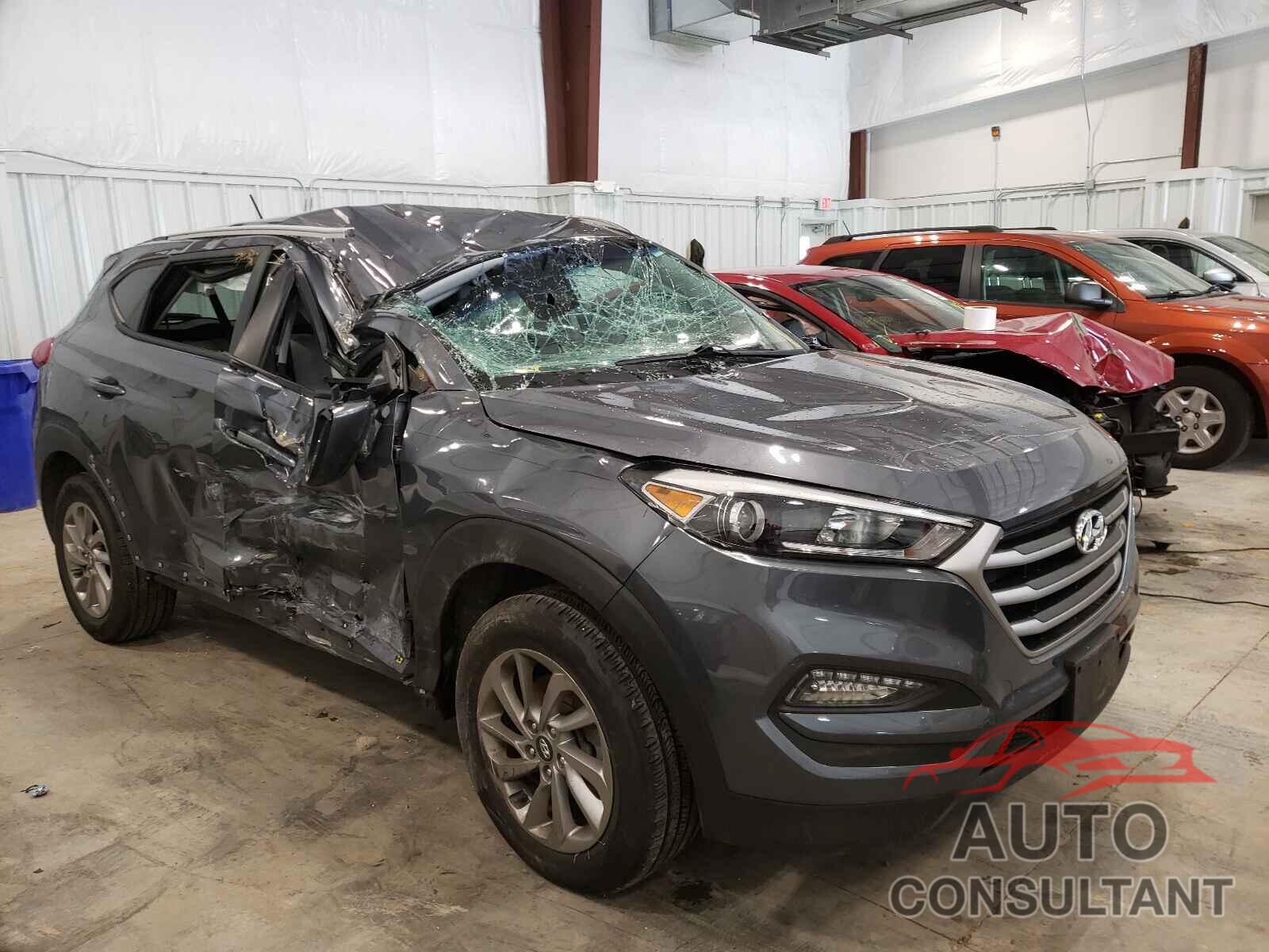 HYUNDAI TUCSON 2017 - KM8J3CA47HU418327