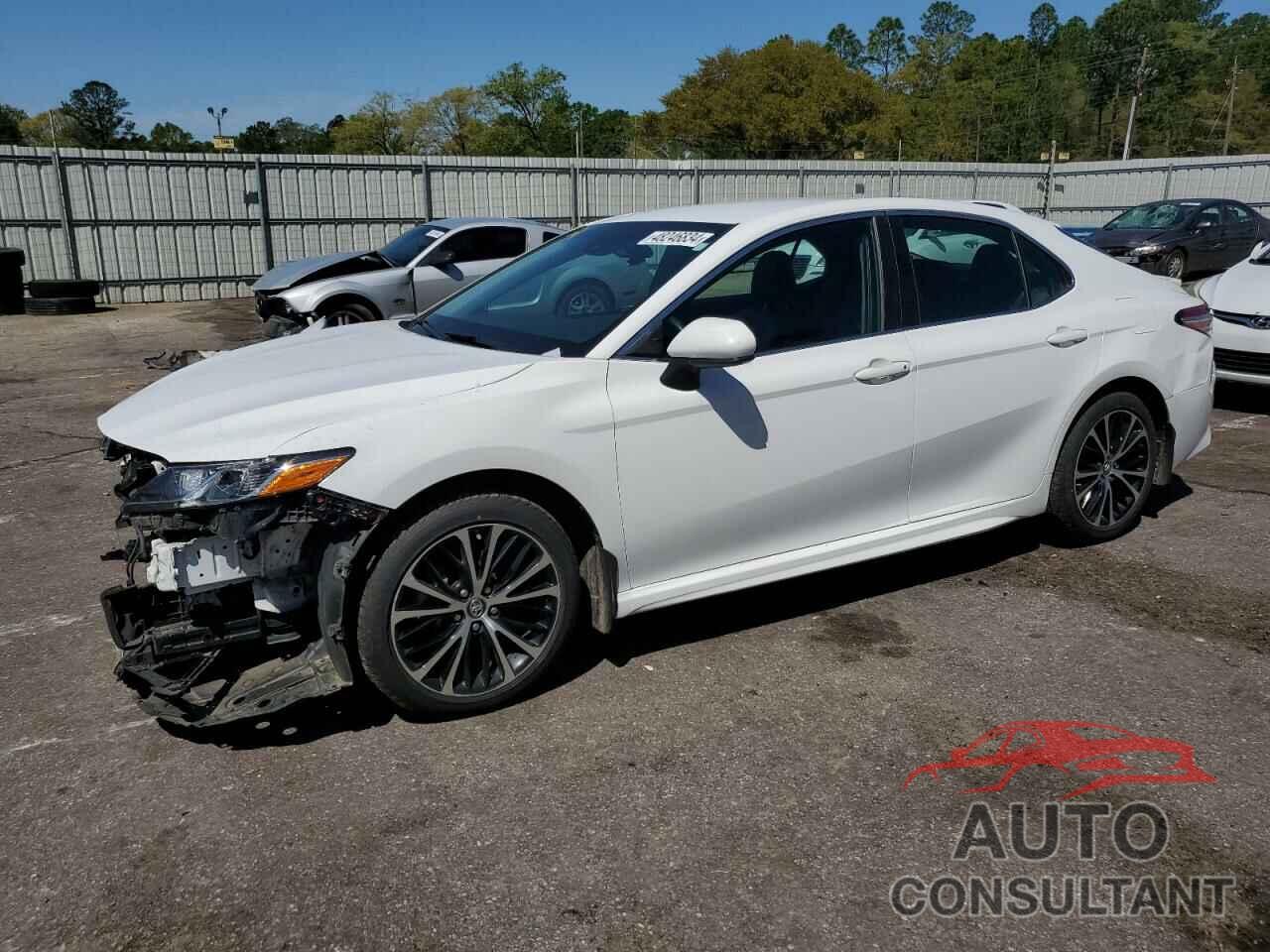 TOYOTA CAMRY 2018 - 4T1B11HK7JU075351