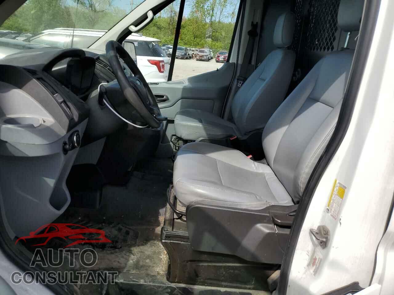 FORD TRANSIT 2017 - 1FTYR2DM6HKA02191