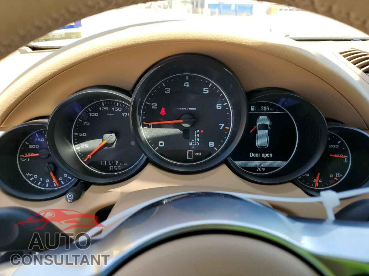 PORSCHE CAYENNE 2017 - WP1AA2A22HKA82633