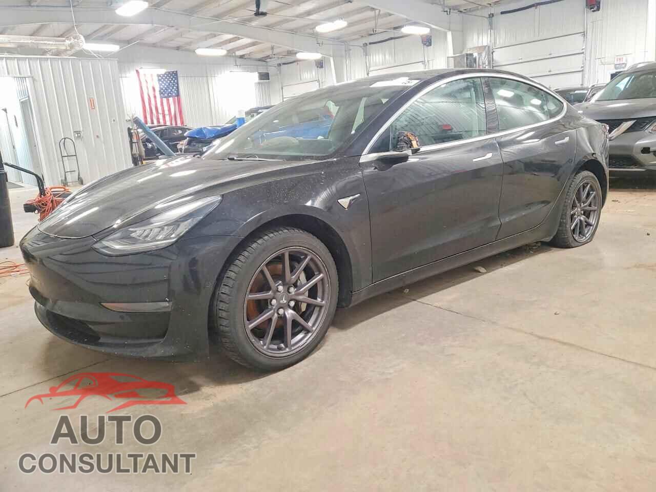 TESLA MODEL 3 2019 - 5YJ3E1EB5KF385669