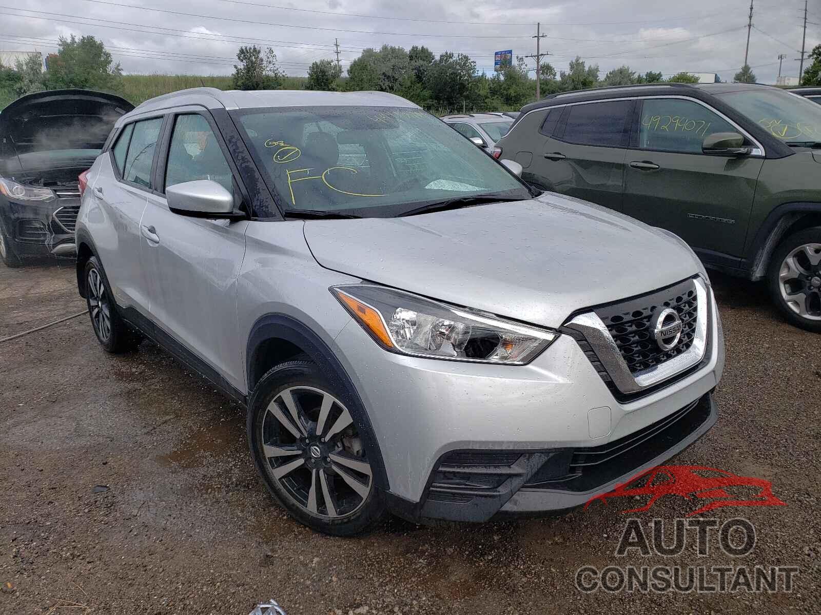 NISSAN KICKS 2018 - 3N1CP5CU6JL537824