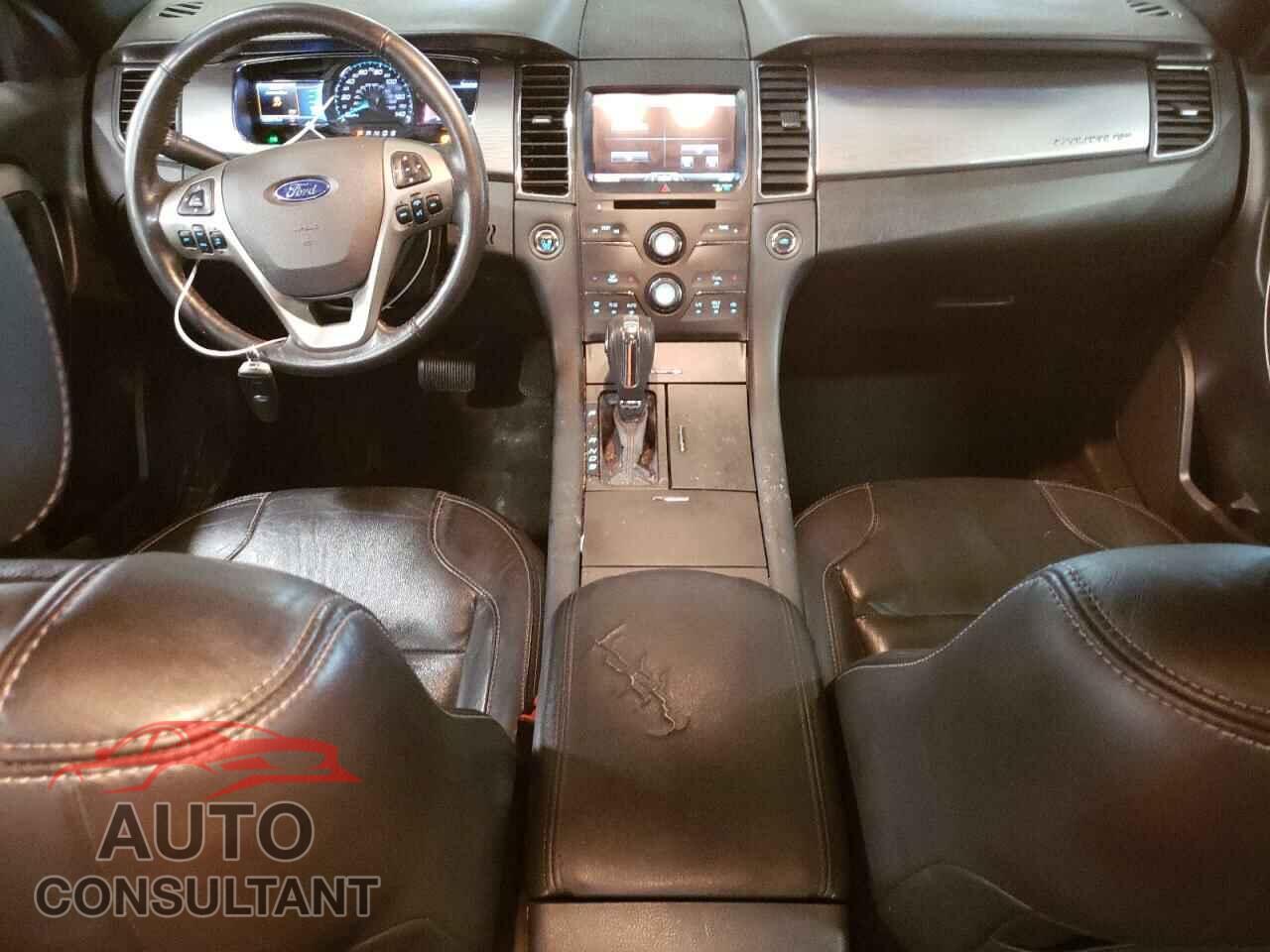 FORD TAURUS 2015 - 1FAHP2E81FG167546