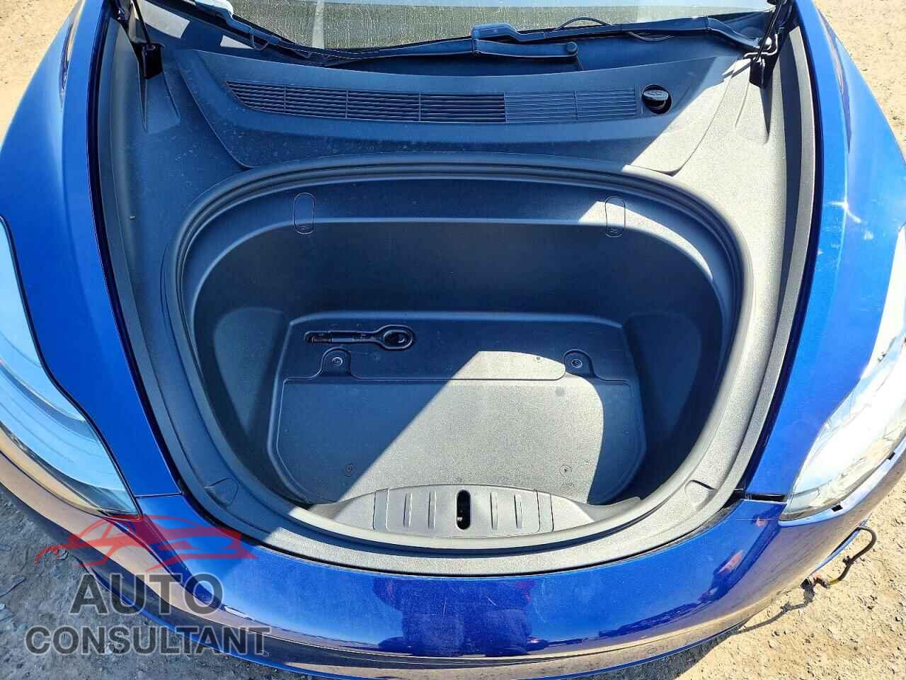 TESLA MODEL 3 2019 - 5YJ3E1EA0KF400960