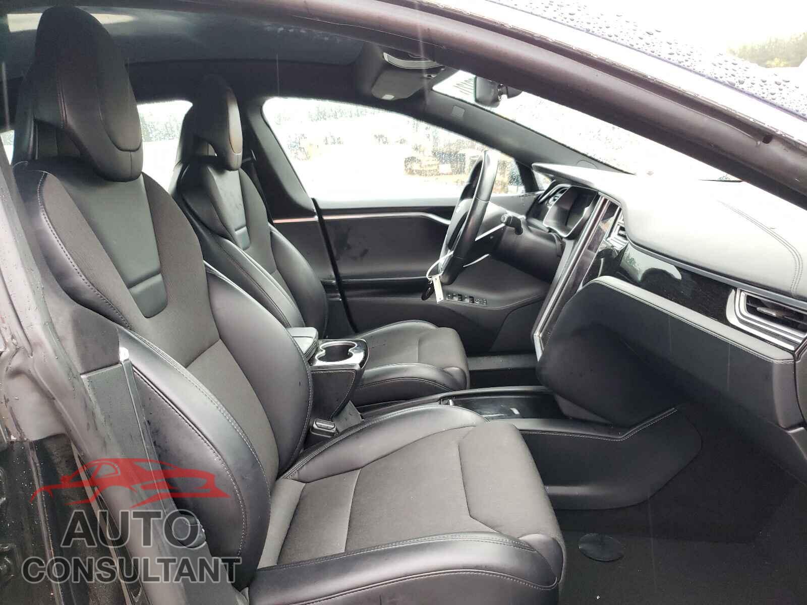 TESLA MODEL S 2017 - 5YJSA1E1XHF199147