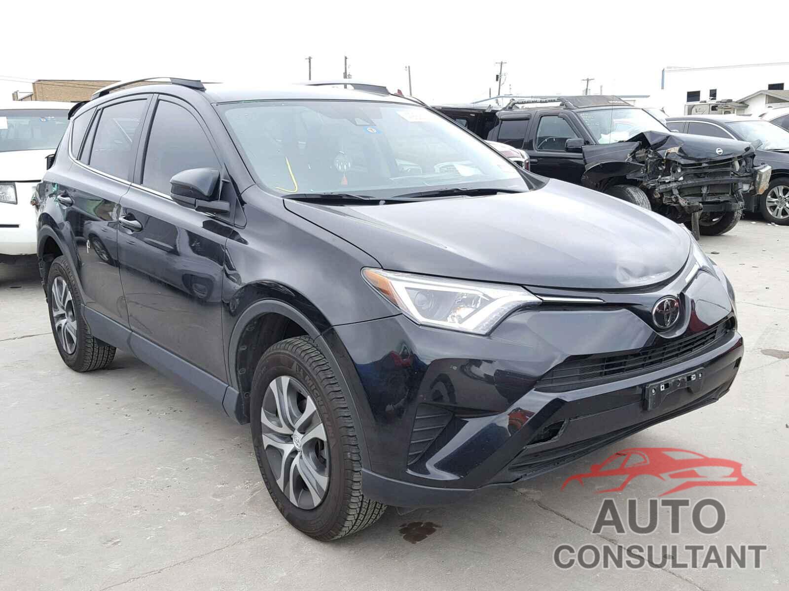 TOYOTA RAV4 LE 2018 - 2T3ZFREV1JW434133