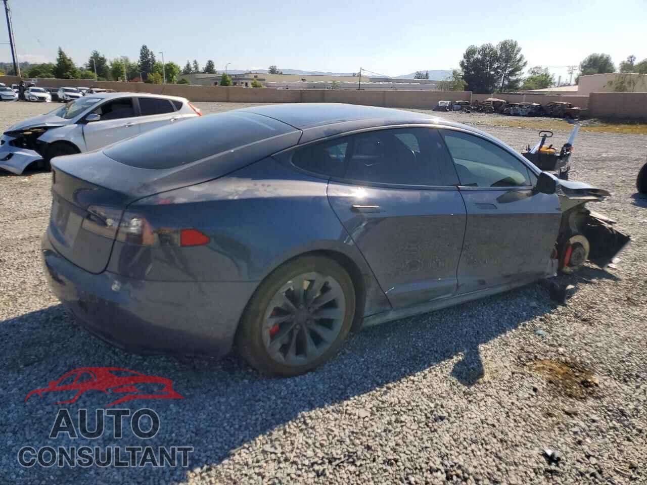 TESLA MODEL S 2018 - 5YJSA1E27JF242566