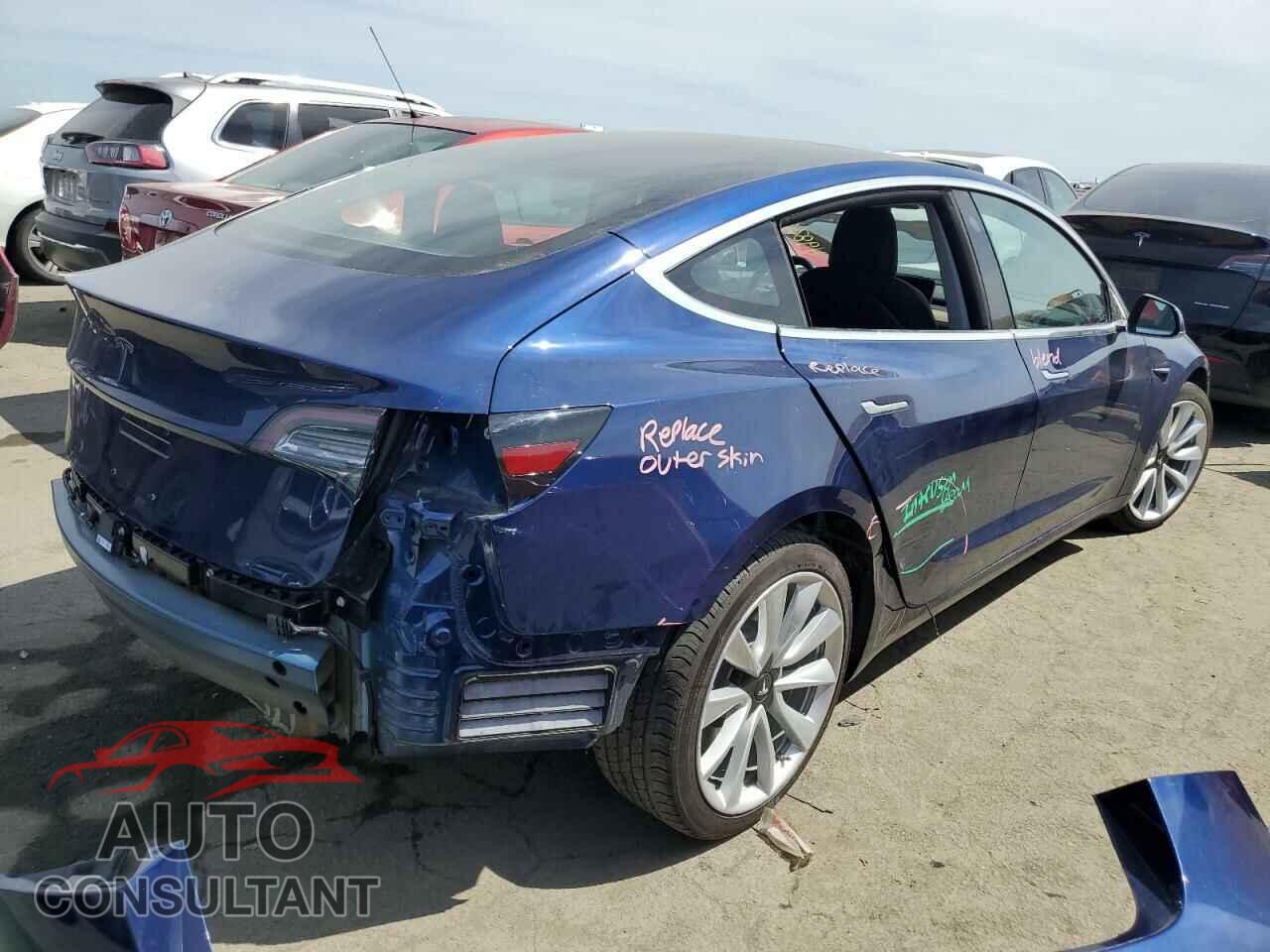 TESLA MODEL 3 2018 - 5YJ3E1EA5JF076550