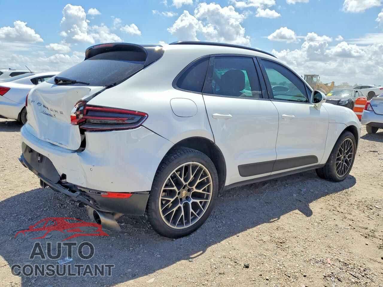 PORSCHE MACAN 2015 - WP1AB2A52FLB43431