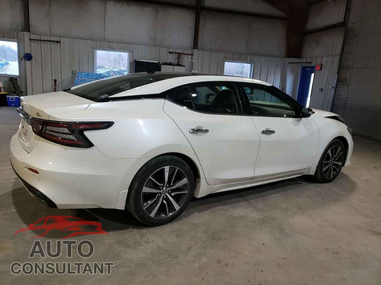NISSAN MAXIMA 2019 - 1N4AA6AV0KC375022