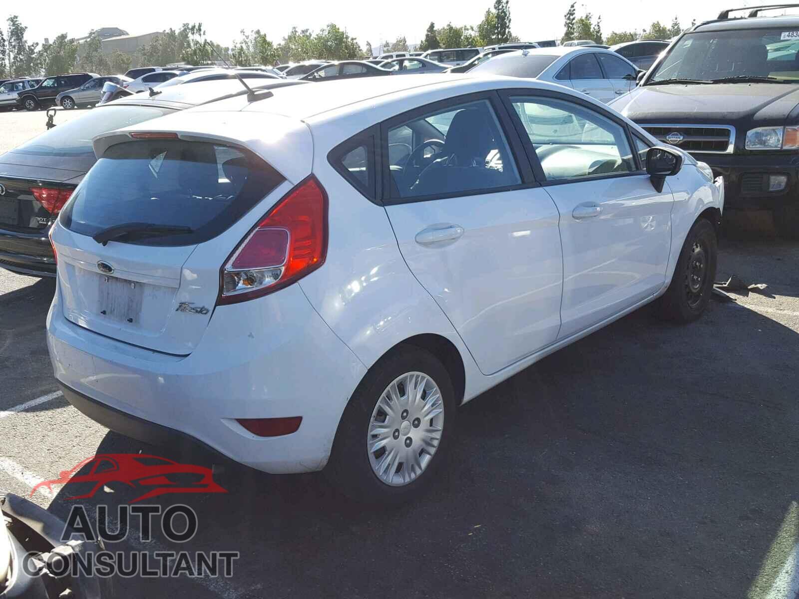 FORD FIESTA 2016 - 3FADP4TJ7GM170040