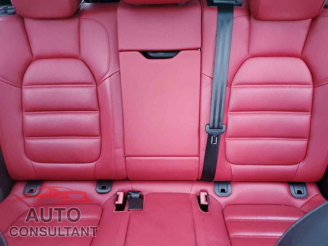 PORSCHE MACAN 2017 - WP1AG2A59HLB56052