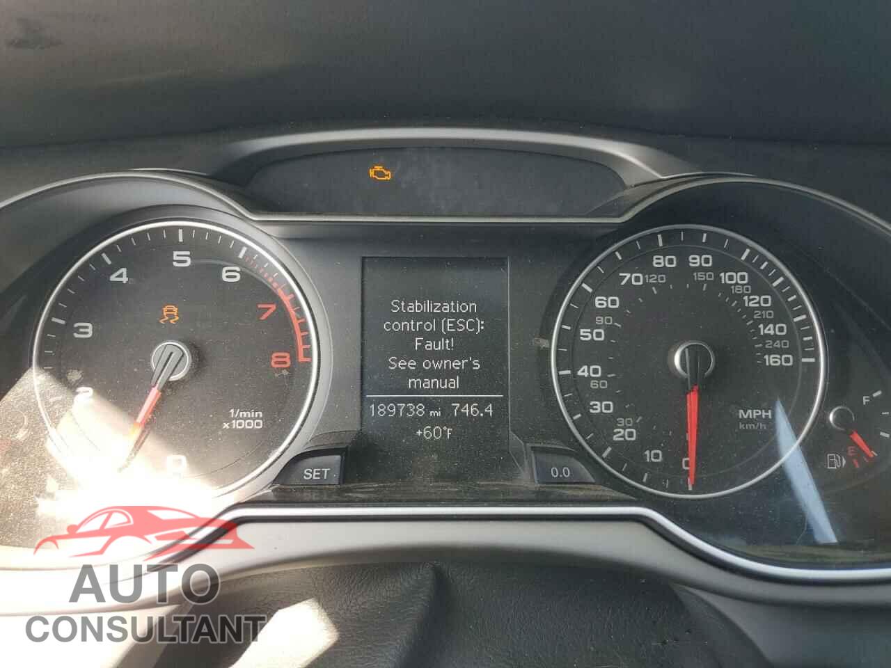 AUDI A4 2014 - WAUDFAFL3EA079525