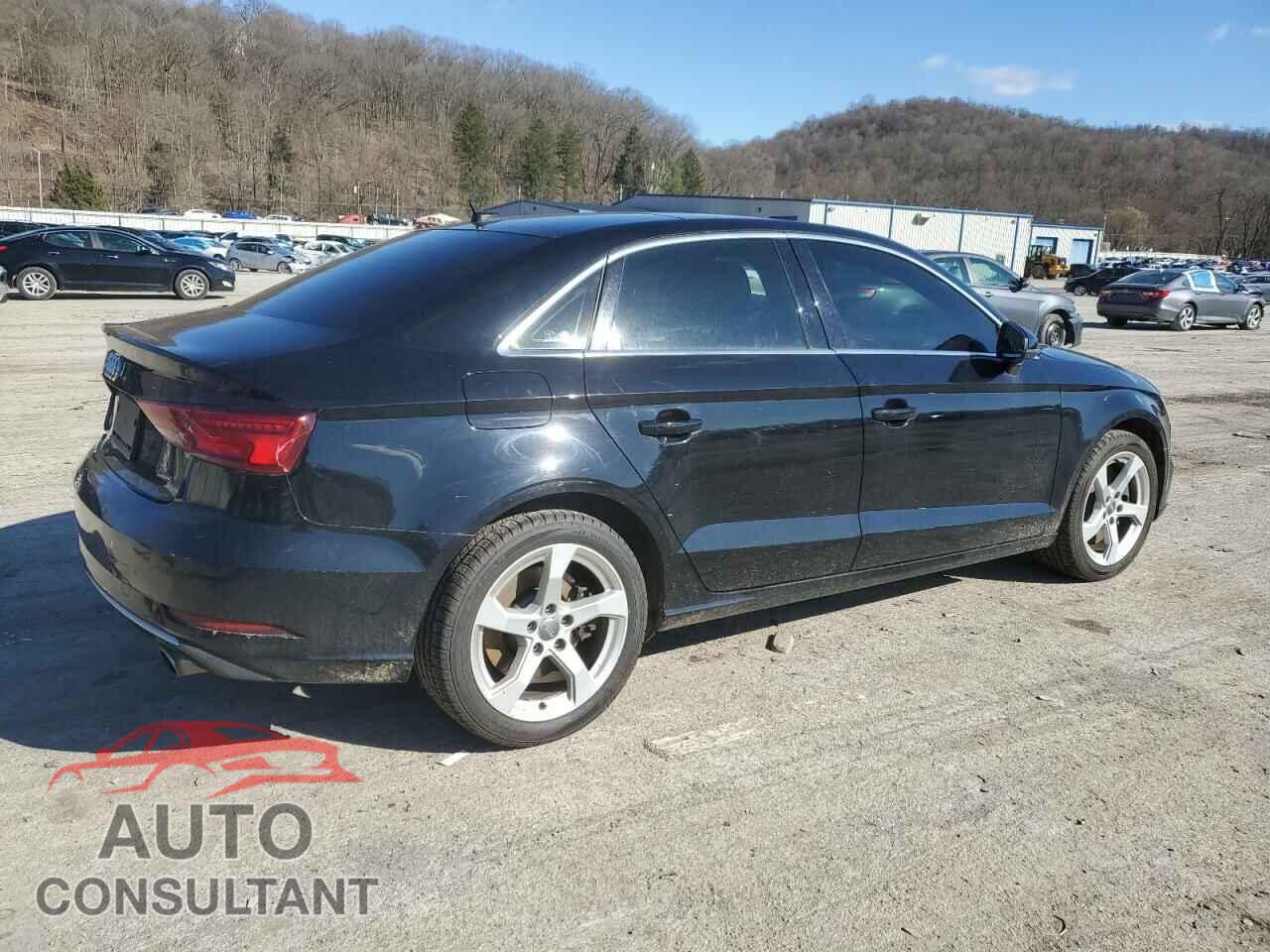 AUDI A3 2019 - WAUBEGFF4KA116777