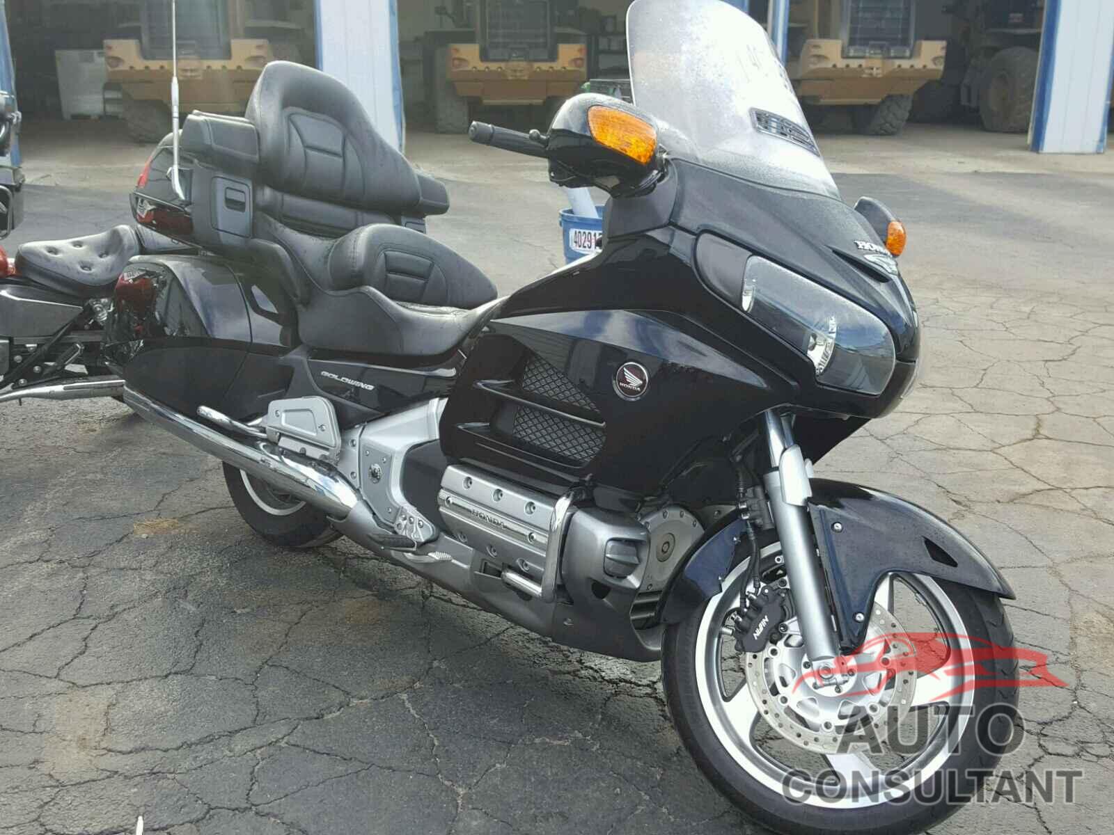HONDA GL CYCLE 2015 - JH2SC68GXFK300766