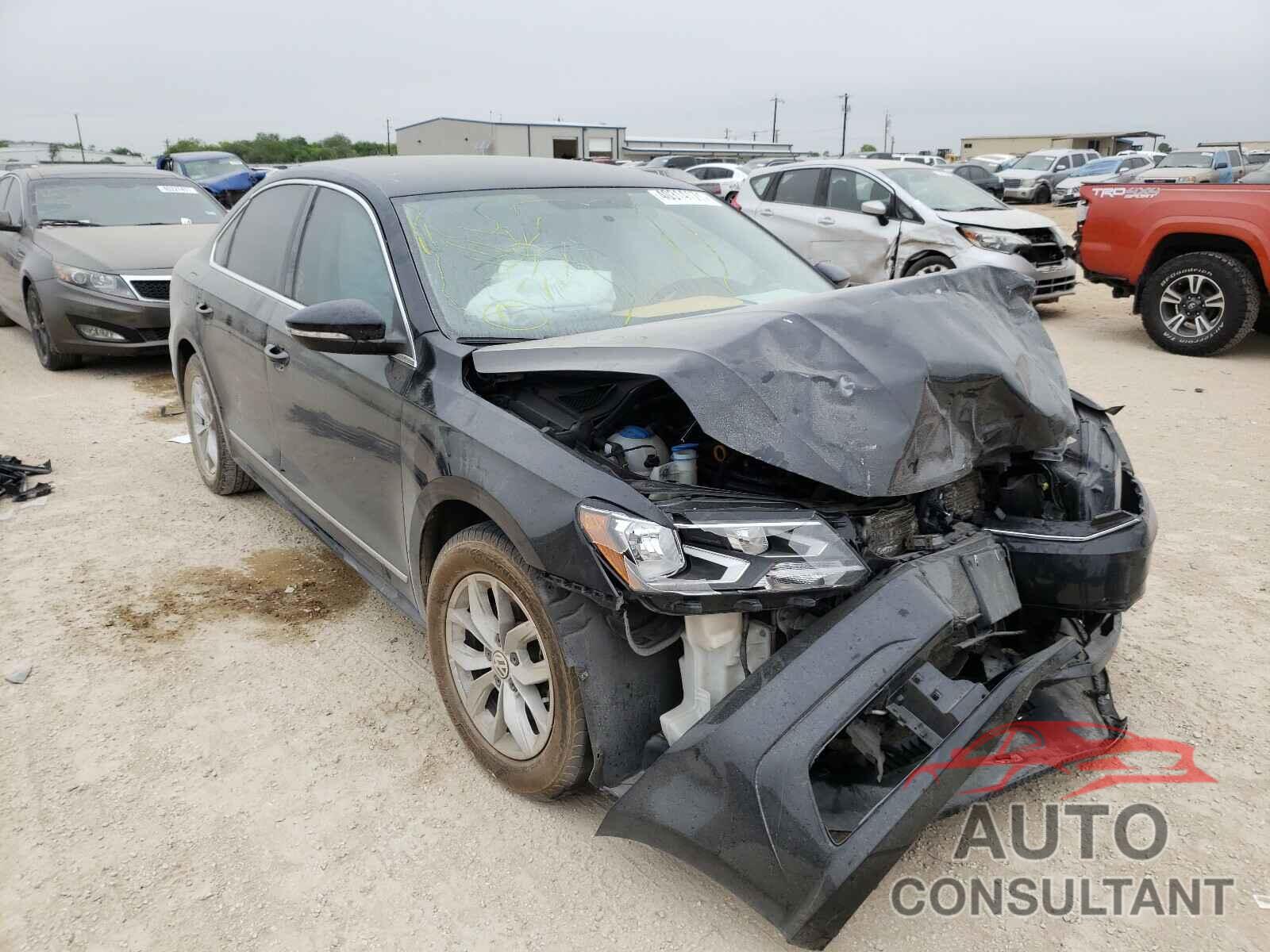 VOLKSWAGEN PASSAT 2017 - 1VWAT7A37HC025739