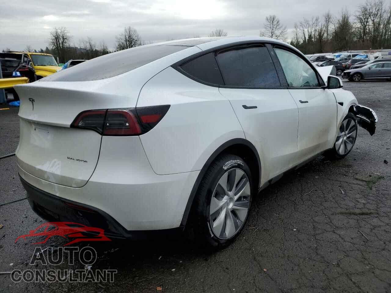 TESLA MODEL Y 2023 - 7SAYGDEE2PF606280