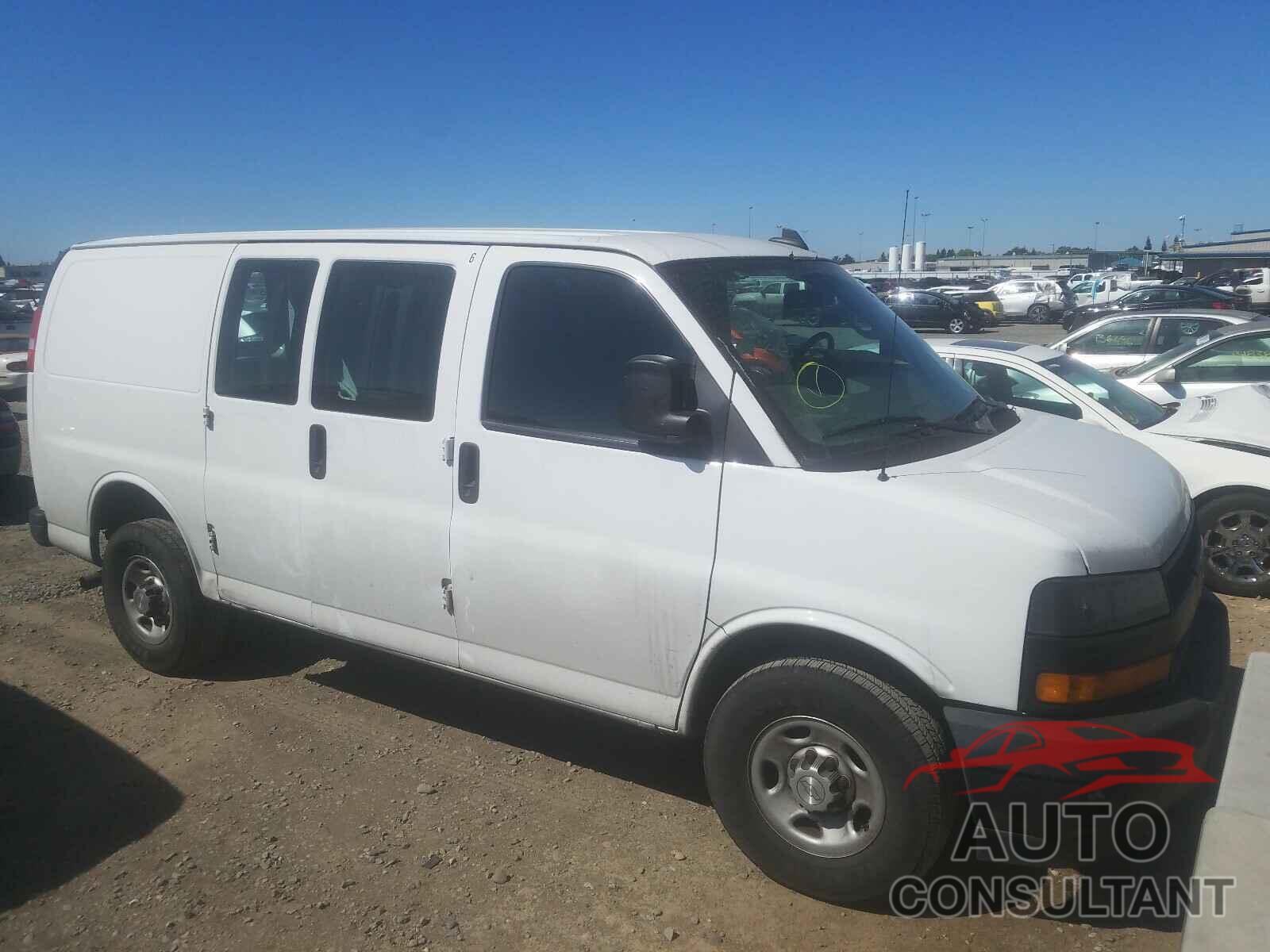 CHEVROLET EXPRESS 2019 - 1GCWGAFP8K1173181