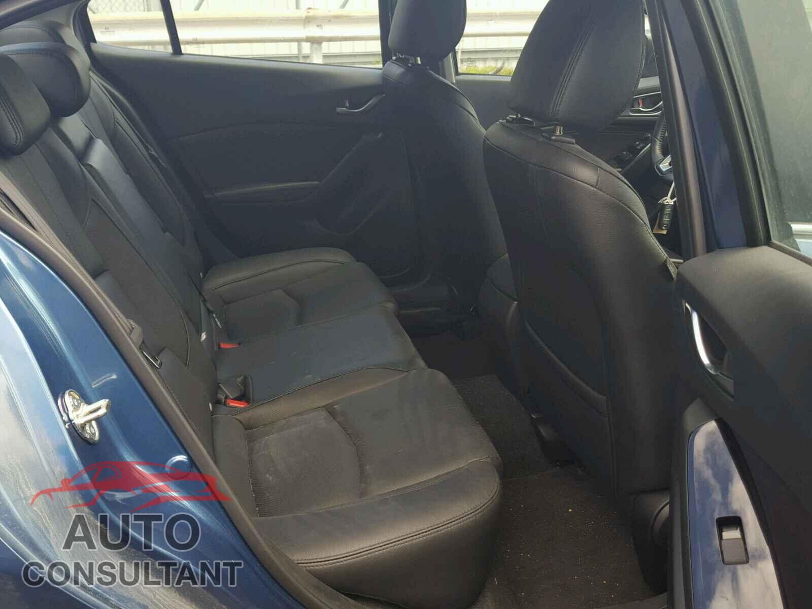 MAZDA 3 2017 - JM1BN1W35H1129763