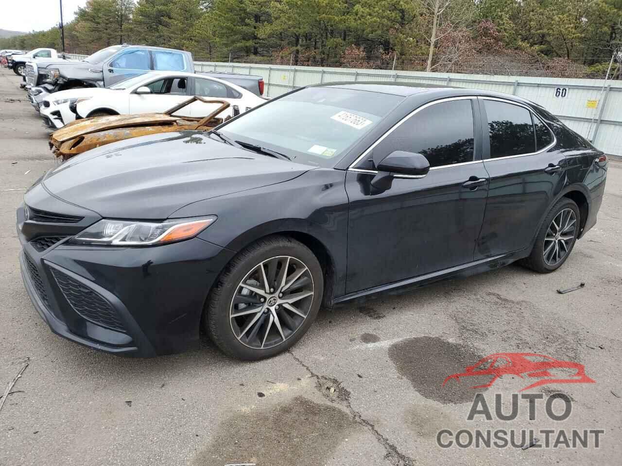TOYOTA CAMRY 2022 - 4T1G11AK0NU623132