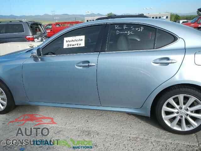 LEXUS IS 2012 - JTHBF5C25C5184035