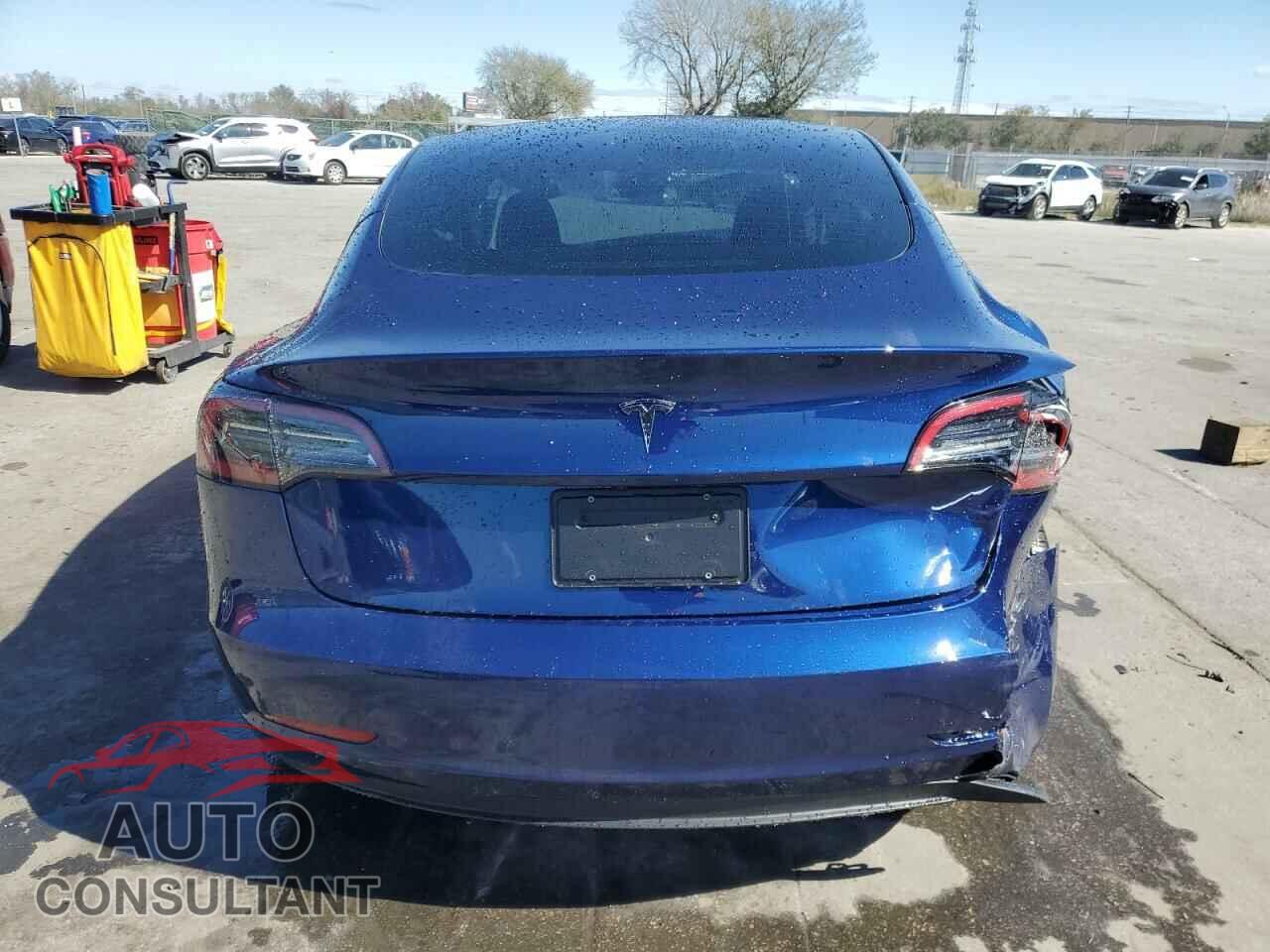 TESLA MODEL 3 2023 - 5YJ3E1EAXPF700836