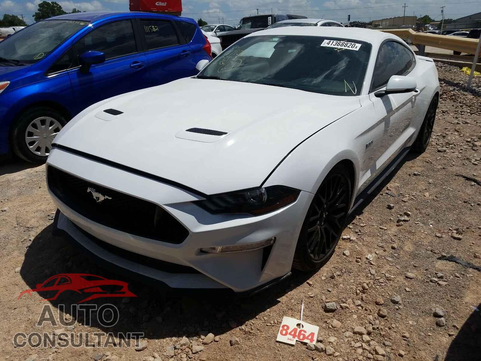 FORD MUSTANG 2019 - 1FA6P8CF9K5157901