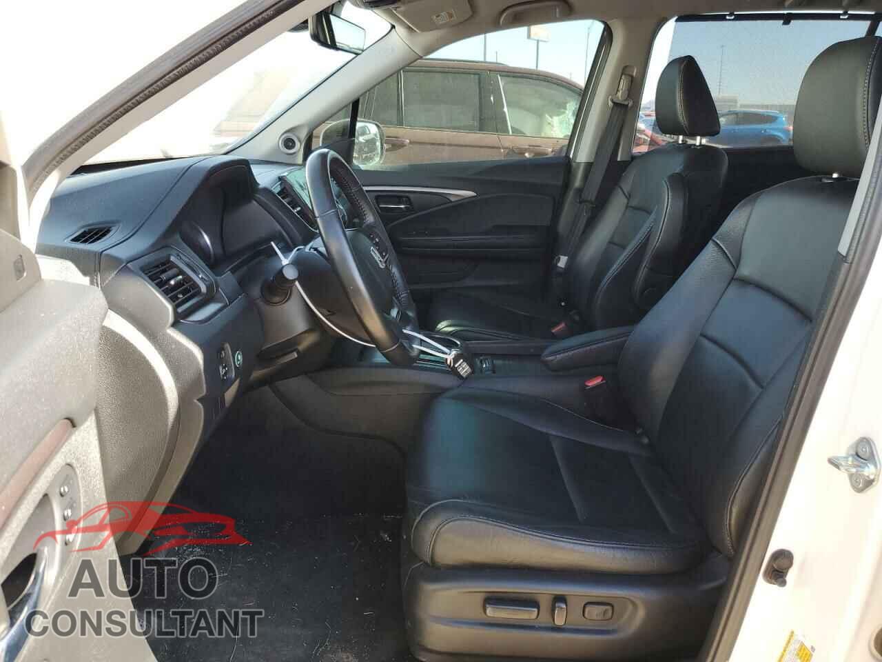 HONDA PILOT 2019 - 5FNYF6H53KB026276