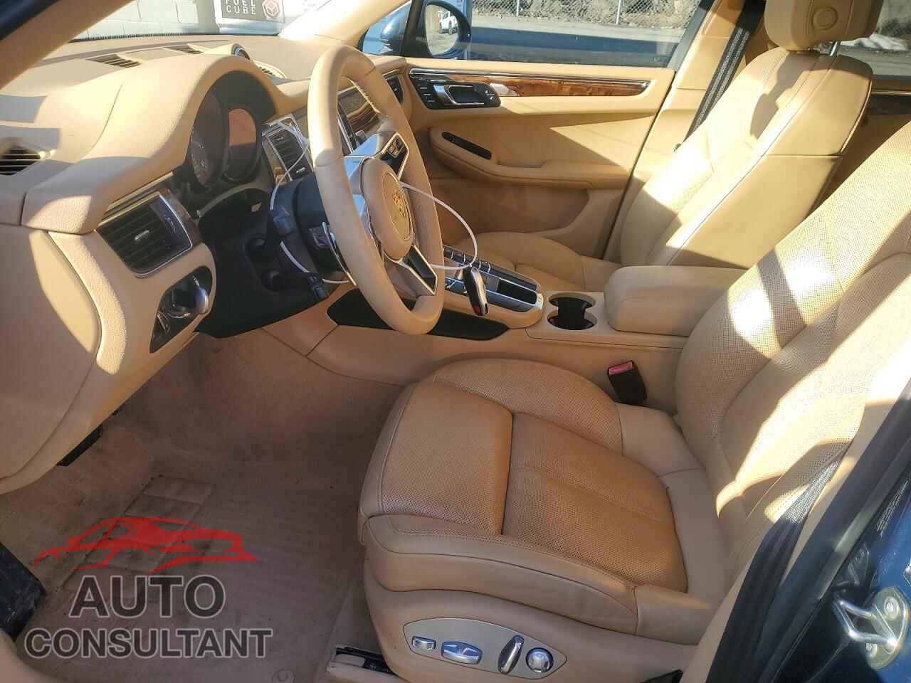 PORSCHE MACAN 2015 - WP1AB2A5XFLB44648