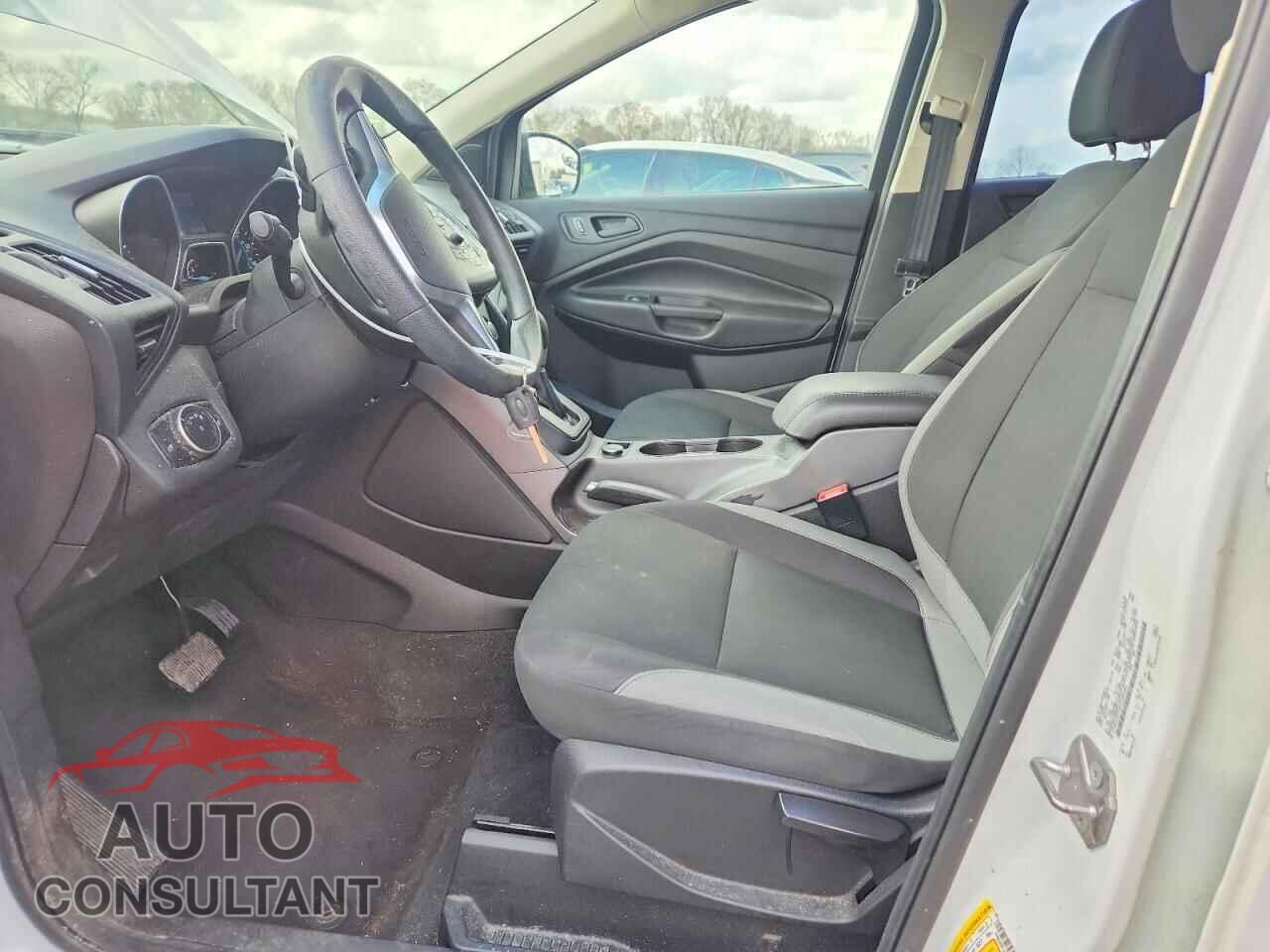 FORD ESCAPE 2015 - 1FMCU0F73FUC28352