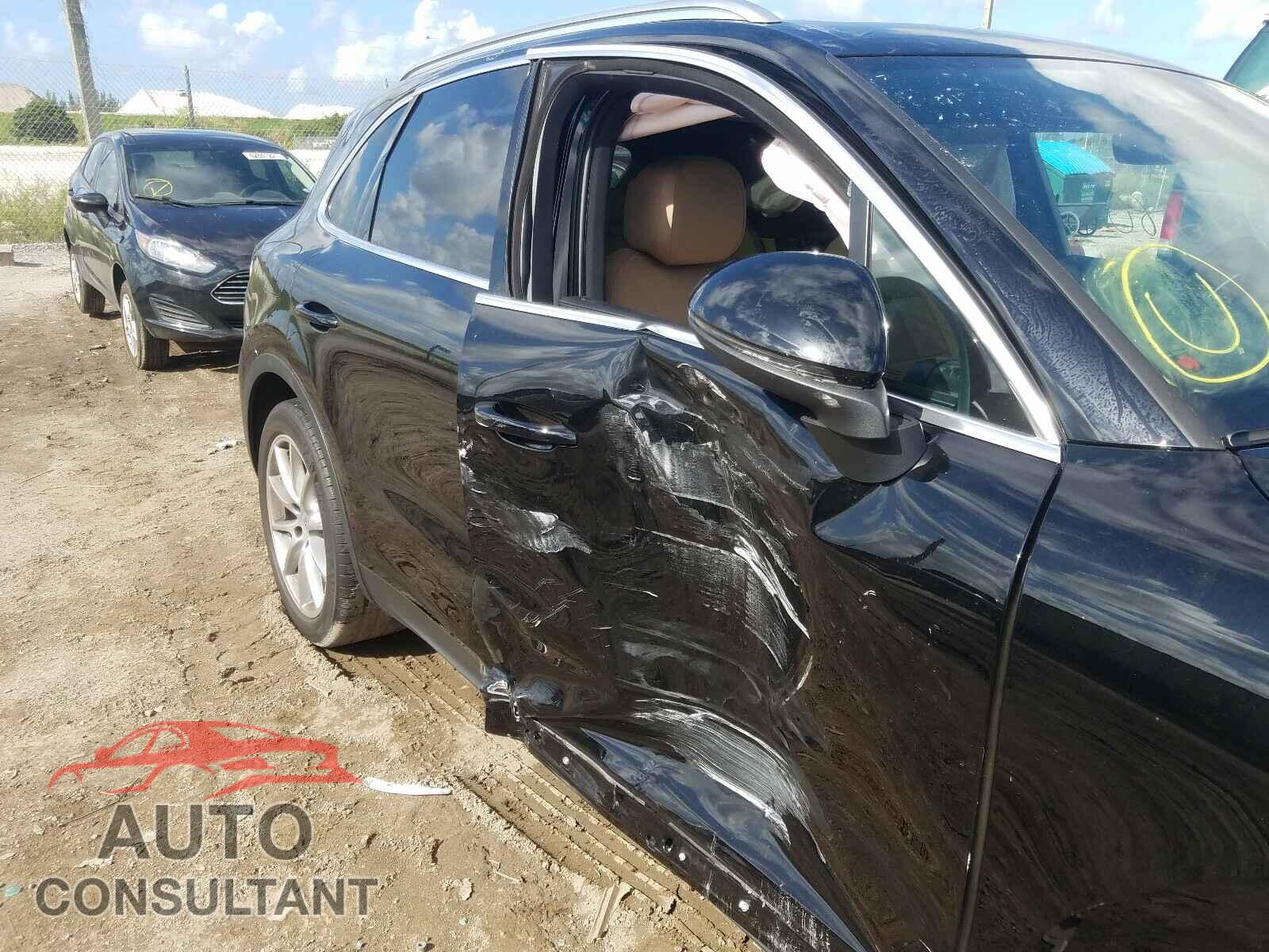 PORSCHE CAYENNE 2019 - WP1AA2AYXKDA05301