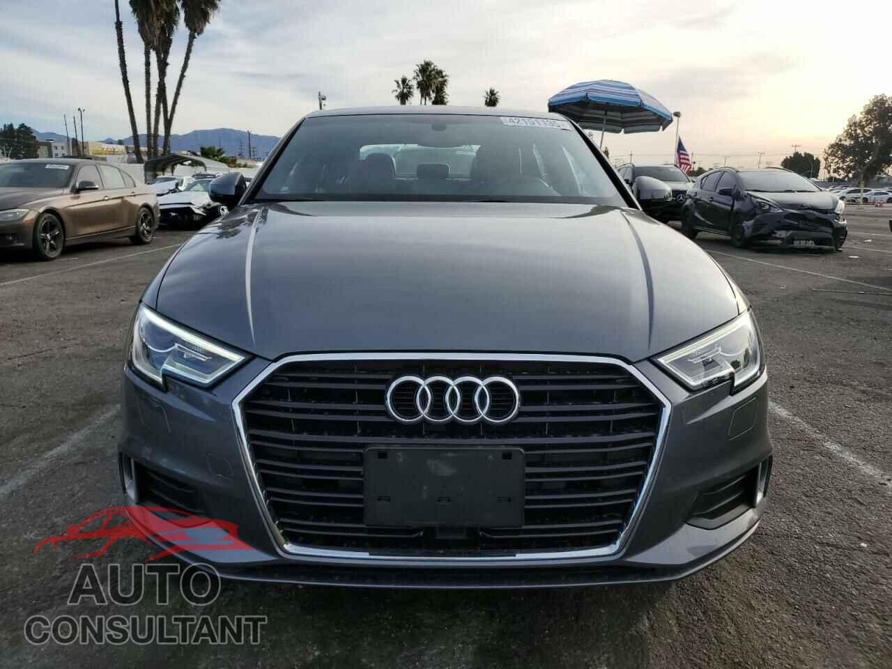 AUDI A3 2018 - WAUAUGFF0J1069647