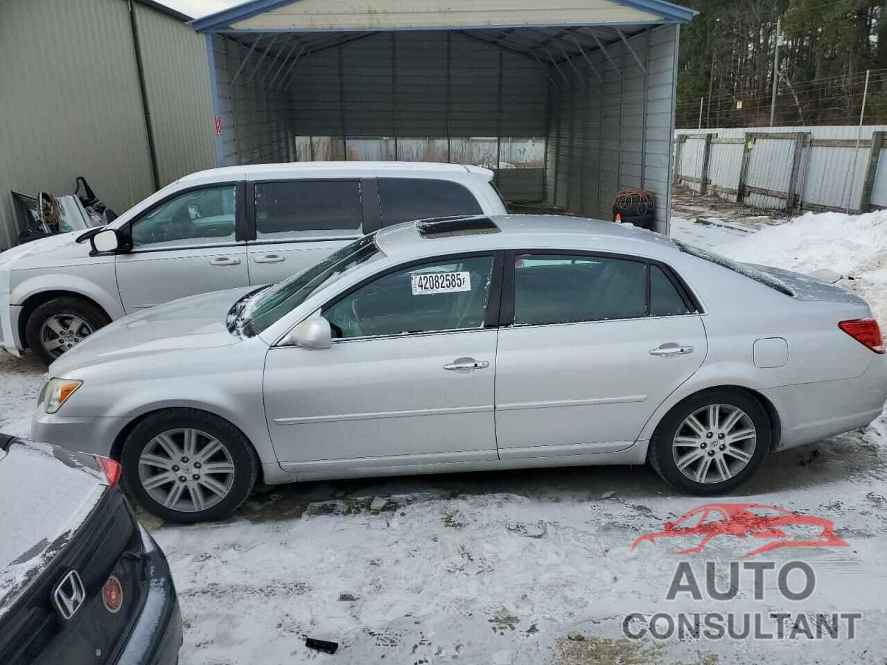 TOYOTA AVALON 2010 - 4T1BK3DB5AU370821