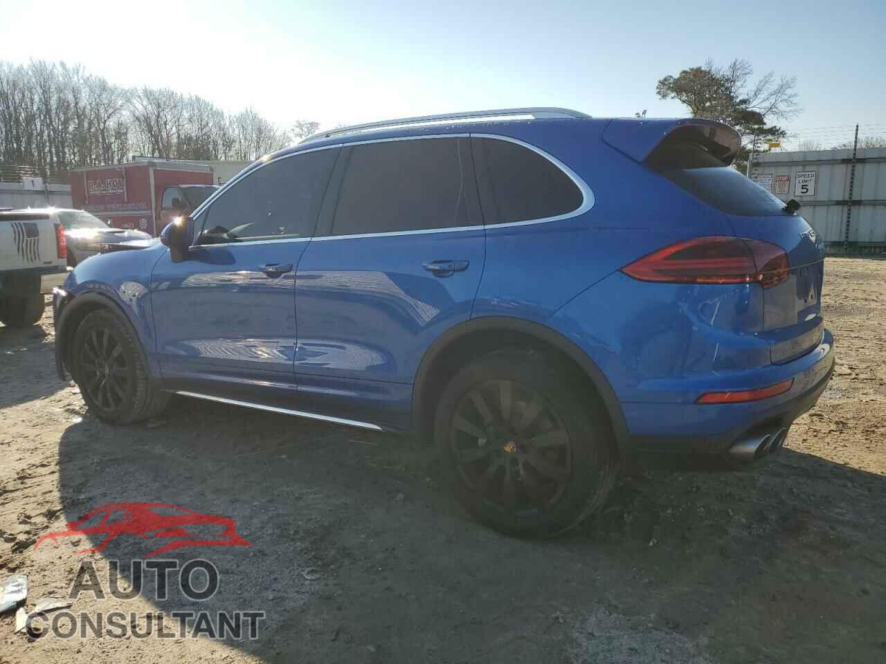 PORSCHE CAYENNE 2017 - WP1AB2A20HLA52392