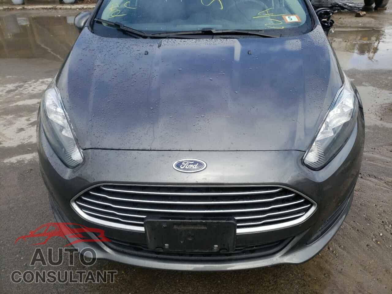 FORD FIESTA 2018 - 3FADP4EJ1JM144571